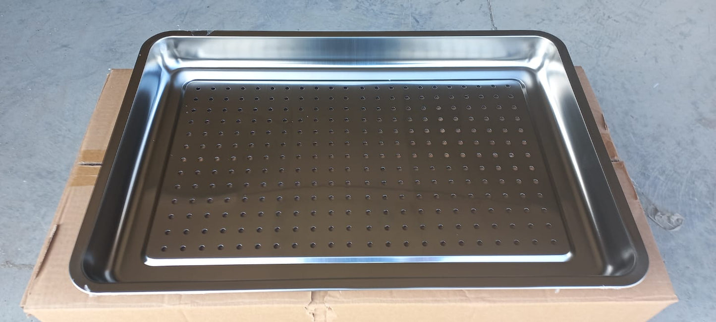 Stainless steel plates with holes and no holes